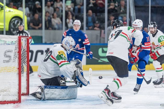 25 05 2026, Zurich, Swiss Life Arena, Ice Hockey World Championships USA Hungary, 30 goalkeeper Adam Vay Hungary Zurich Swiss Life Arena Zurich Switzerland Copyright: xJustPictures.ch StefanxEmchx jp-de-StEm-DSC0136320260525
