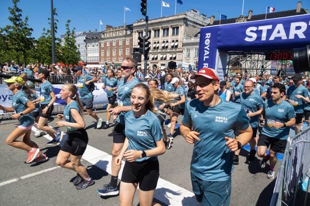 Royal Run In Copenhagen People participate in the Royal Run in Copenhagen, Denmark, on May 25, 2026. This is the eighth time the Royal Run is held across the country. Royal Run 2026 has the highest number of registered participants ever, with 112,450 registered in the five host cities. Copenhagen Denmark  Copyright: xKristianxTuxenxLadegaardxBergx originalFilename:berg-royalrun260525_npeko.jpg