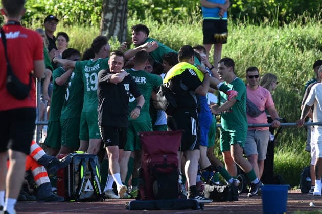 25 05 2025 Soccer season 2024 2025 Relegation Oberliga Bayern Bayernliga Landesliga ATSV Erlangen TSV Großbardorf LuPf xluxpfx Goal celebration Joy in the fan block