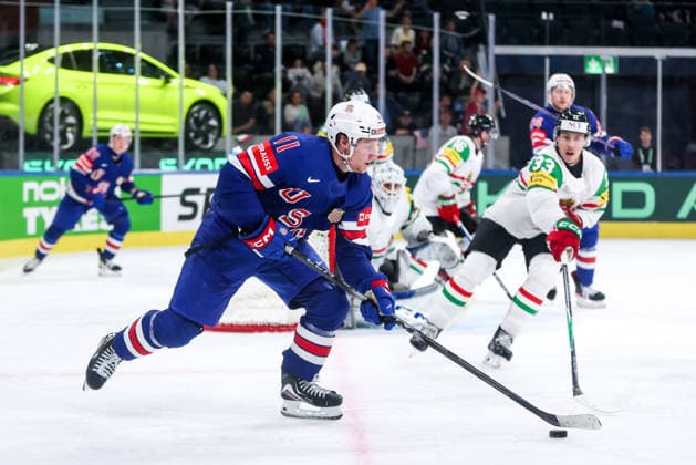 Ice hockey, Eishockey - IIHF WC 2026 ZURICH,SWITZERLAND,25.MAY.26 - ICE HOCKEY - IIHF Ice Hockey World Championship, WM, Weltmeisterschaft 2026, group stage, USA vs Hungary. Image shows Oliver Moore (USA).  GEPAxpictures xMaticxKlansek