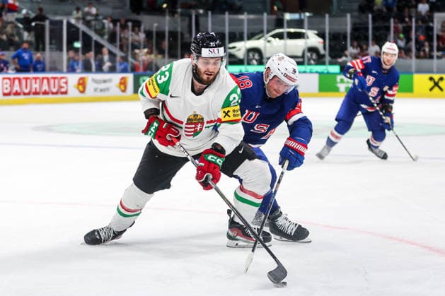 Ice hockey, Eishockey - IIHF WC 2026 ZURICH,SWITZERLAND,25.MAY.26 - ICE HOCKEY - IIHF Ice Hockey World Championship, WM, Weltmeisterschaft 2026, group stage, USA vs Hungary. Image shows Zeteny Hadobas (HUN) and Sam Lafferty (USA).  GEPAxpictures xMaticxKlansek