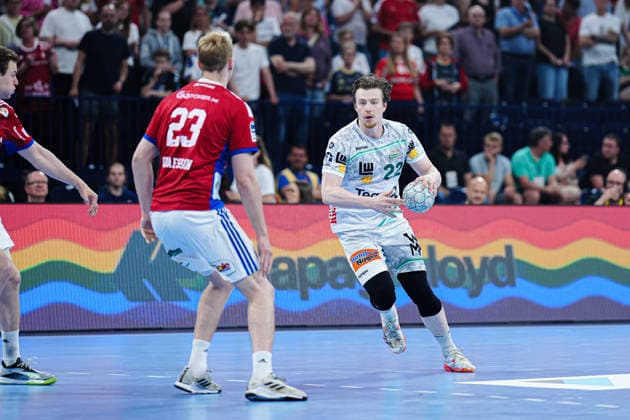 Einar Olafsson Handball Sport Verein Hamburg, 23 , Erik Persson Frisch Auf Goeppingen, 22 GER, Handball Sport Verein Hamburg vs Frisch Auf Goeppingen, Handball, 1 Bundesliga, Matchday 32, Season 2025 2026, 25 05 2026 GER, Handball Sport Verein Hamburg vs Frisch Auf Goeppingen, Handball, 1 Bundesliga, Matchday 32, Season 2025 2026, 25 05 2026 Hamburg Copyright: xEibner-Pressefoto MarcelxvonxFehrnx EP_MFN
