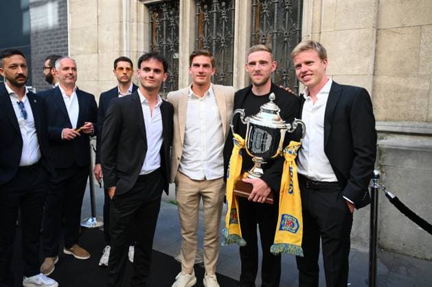 Pro League Awards 2026 ANTWERPEN, BELGIUM - MAY 25 : Beveren players Arrival of guest during the Pro League Award on May 25, 2026 in Antwerpen, Belgium, 25 05 2026 Antwerpen Belgium  Copyright: xVincentxKalutx