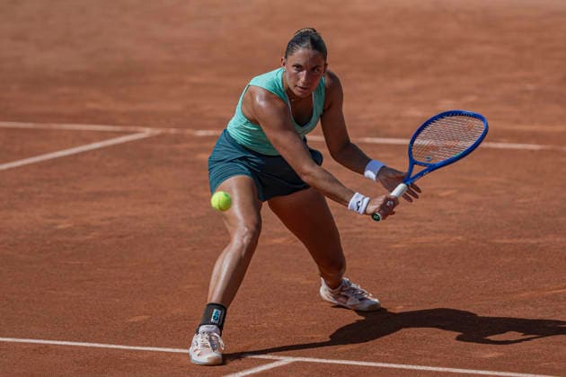 2026 French Open - Day Two Panna Udvardy returns the ball against Viktorija Golubic during the Roland Garros Grand Slam Tournament on May 25, 2026, in Paris, France. Paris France  Copyright: xRobertxSzaniszlox originalFilename:szaniszlo-notitle260525_npa9q.jpg