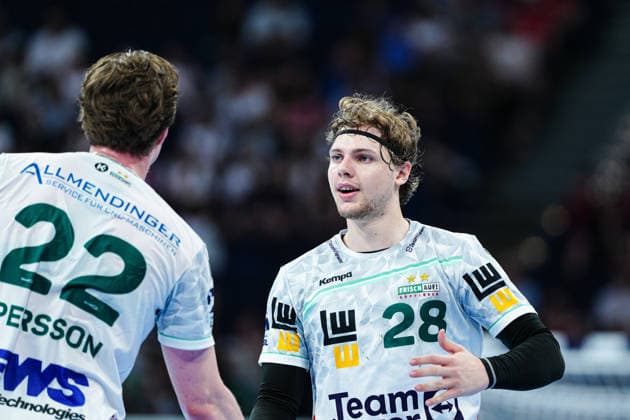 Goal celebration Erik Persson Frisch Auf Goeppingen, 22 and Franko Lastro Frisch Auf Goeppingen, 28 GER, Handball Sport Verein Hamburg vs Frisch Auf Goeppingen, Handball, 1 Bundesliga, Matchday 32, Season 2025 2026, 25 05 2026 GER, Handball Sport Verein Hamburg vs Frisch Auf Goeppingen, Handball, 1 Bundesliga, Matchday 32, Season 2025 2026, 25 05 2026 Hamburg Copyright: xEibner-Pressefoto MarcelxvonxFehrnx EP_MFN