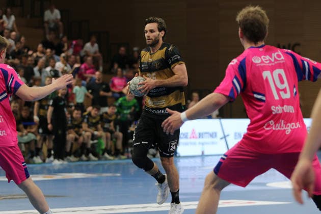 25 05 2026 Handball Men 2025 2026 2 Handball Bundesliga 32 Matchday HC Elbflorenz 2006 TSV Bayer Dormagen BallsportArena Dresden Sebastian Greß Dresden, 25, black and gold on the ball Dresden Saxony Germany
