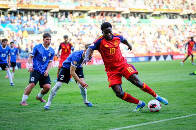 UEFA Under-17 European Championship, EM, Europameisterschaft Estonia 2026 Ebrima Tunkara in action during the UEFA Under-17 European Championship Group-A match between Estonia U-17 vs Spain U-17 national teams, Tallinn Estonia 25.05.2026 Tallinn A Le Coq Arena Estonia Copyright: xMaurixLevandix