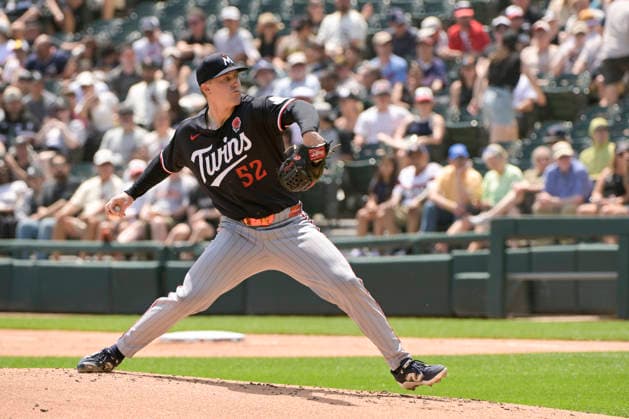 Minnesota Twins starting pitcher Zebby Matthews (52) throws against the Chicago White Sox during the first inning at Rate Field in Chicago, IL on Monday, May 25, 2026.  CHI20260525109 MARKxBLACK