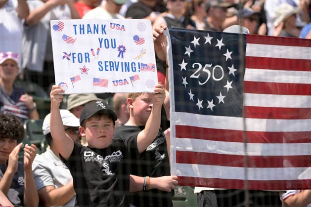 A young Chicago White Sox fan shows is gratitude for Veterans as the Chicago White Sox take on the Minnesota Twins on Memorial Day at Rate Field in Chicago, IL on Monday, May 25, 2026.  CHI20260525123 MARKxBLACK
