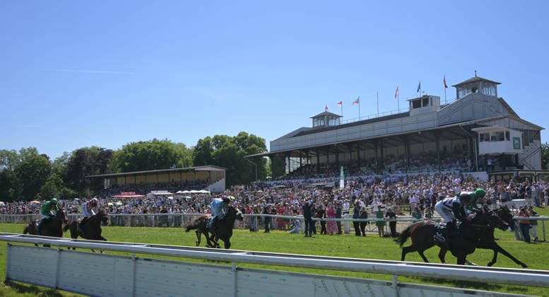 25 05 2026, xophax, kölngalopp , racecourse Weidenpesch , charity race day , racecourse with grandstand Cologne