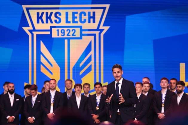 2026.05.25 Warszawa pilka nozna ekstraklasa Gala Ekstraklasy 2026 N z druzyna Lech Poznan Mistrz Polski Piotr Rutkowski Mikael Ishak Foto Przemyslaw Szyszka PressFocus 2026.05.25 Warszawa Football - Ekstraklasa Awards Gala 2026 Gala Ekstraklasy 2026 druzyna Lech Poznan Mistrz Polski Piotr Rutkowski Mikael Ishak Credit: Przemyslaw Szyszka PressFocus NEWSPIX.PL --- newspix.pl 