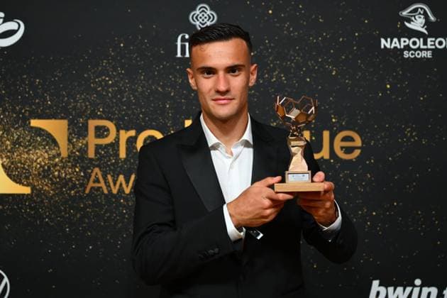Pro League Awards 2026 ANTWERPEN, BELGIUM - MAY 25 : Aleksandar Stankovic Club Brugge Nieuwsblad Talent of the Season during the Pro League Award on May 25, 2026 in Antwerpen, Belgium, 25 05 2026 Antwerpen Belgium  Copyright: xVincentxKalutx