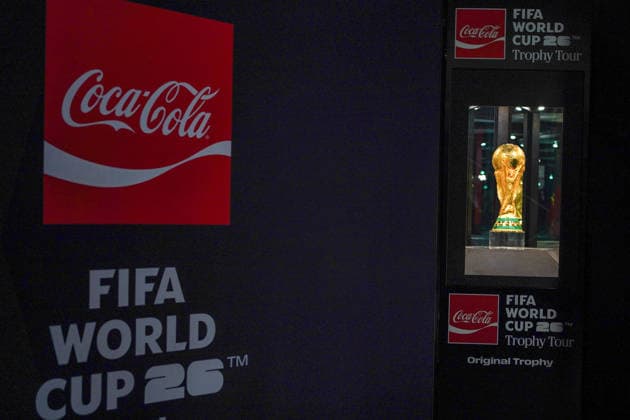 Coca-Cola FIFA World Cup, WM, Weltmeisterschaft, Fussball 26 - Trophy Tour FIFA World Cup Trophy during the Coca-Cola FIFA WORLD CUP 26 - Trophy Tour at Nathan Philips Square on May 25, 2026 in Toronto, Canada. (Photo by Leonardo Ramirez Eyepix Group) Copyright: xLeonardoxRamirezx xEyepixxGroupx 05252026-07836