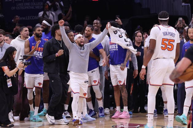 The New York Knicks Jose Alvarado celebrate a 130-93 win over the Cleveland Cavaliers in the Eastern Conference Final game 4 to win the series 4-0 in Cleveland, Ohio Monday May 25, 2026.  CLE20260525120 AARONxJOSEFCZYK
