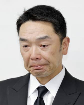 Baseball: Abe resigns as Giants manager Shinnosuke Abe meets the media in Tokyo on May 26, 2026, as he resigns as manager of the Yomiuri Giants following his arrest the previous day on suspicion of assaulting his daughter. He was released in the small hours of May 26.  A14AA0005611872P