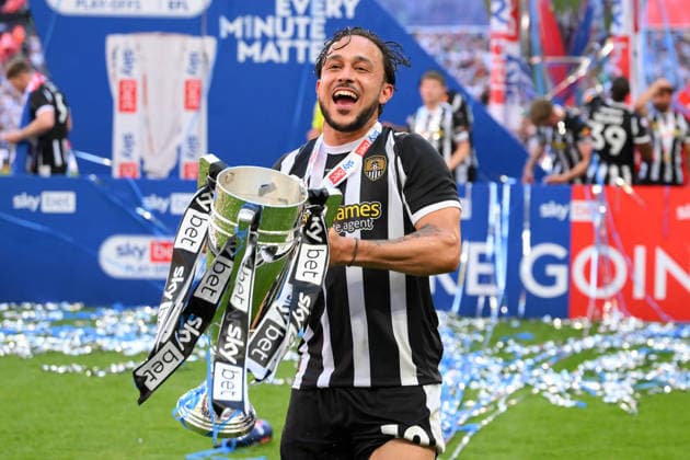 Notts County v Salford City - Sky Bet League Two Play-Off Final Jodi Jones of Notts County celebrates with the trophy during the Sky Bet League 2 Play Off Final match between Notts County and Salford City at Wembley Stadium in London on May 25, 2026. London Greater London United Kingdom  Copyright: xMIxNewsx originalFilename:fletcher-nottscou260525_npxJ7.jpg