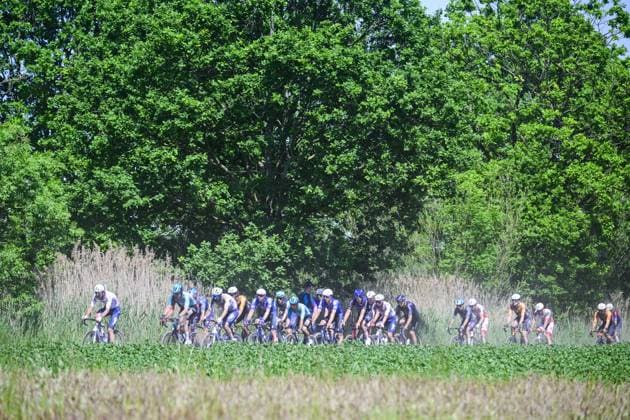 The peloton pictured in action during the Antwerp Port Epic men s elite one day cycling race, 196,4 km in and around Antwerp, Monday 25 May 2026. TOM GOYVAERTS TomxGoyvaerts  x175081961x