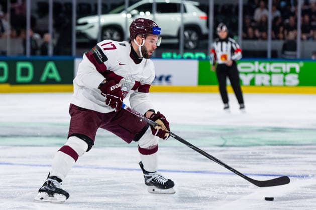 ZURICH, SWITZERLAND - MAY 26: Martins Dzierkals (Latvia, 17) during the Preliminary Round - Group A Match 51 between Hungary and Latvia at the IIHF Ice hockey, Eishockey World Championship, WM, Weltmeisterschaft 2026, Swiss Life Arena on May 26, 2026 in Zurich, Switzerland. Zurich Switzerland Copyright: xTimoxSteinx