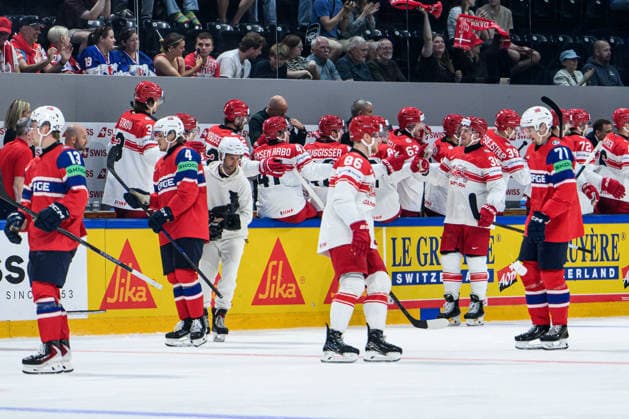 260526 Morten Poulsen of Denmark celebrates after 1 1 during the 2026 IIHF Ice Hockey World Championship match between Norway and Denmark on May 26, 2026 in Fribourg Photo Jesper Zerman BILDBYRAN kod JZ JZ0731 ishockey ice hockey ishockey vm 2026 vm 2026 iihf world championship norge norway danmark denmark bbeng jubel norge norway danmark denmark celebrates  Copyright: JESPERxZERMAN BB260526JZ007