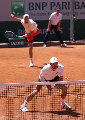 Belgian Sander Gille pictured in action during a first round match in the men s doubles between Belgian pair Bergs-Collignon and Belgian-Dutch pair Gille-Verbeek at the Roland Garros French Open tennis tournament, in Paris, France, Tuesday 26 May 2026. This year s tournament takes place from 18 May to 07 June. VIRGINIExLEFOUR  x175097042x