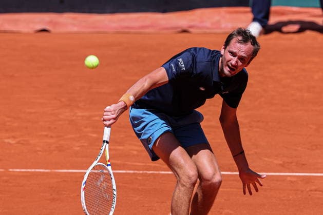 2026.05.26 Paryz Tenis French Open Roland Garros 2026 Adam Walton - Daniil Medvedev N z Daniil Medvedev Foto Pawel Andrachiewicz PressFocus 2026.05.26 Paris Tennis - French Open Roland Garros 2026 Adam Walton - Daniil Medvedev Daniil Medvedev Credit: Pawel Andrachiewicz PressFocus NEWSPIX.PL --- newspix.pl 