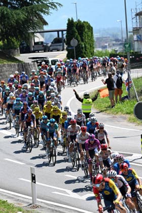 26-05-2026 Giro D italia; Tappa 16 Bellinzona - Cari; Biasca; 