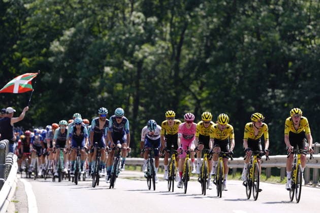 during Stage 16 of the Giro d™Italia from Bellinzona to Cari Swiss, Tuesday May 26, 2026  Copyright: xFabioxFerrarii LaPressex