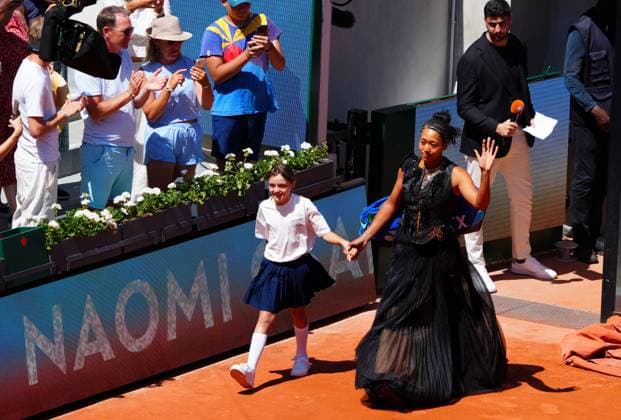 Naomi Osaka walks onto Suzanne Lenglen Court French Open Tennis, Day Three, Tennis, Roland Garros, Paris, France - 26 May 2026Paris Roland Garros France EDITORIAL USE ONLY No use with unauthorised audio, video, data, fixture lists, club league logos or live services. Online in-match use limited to 120 images, no video emulation. No use in betting, games or single club league player publications. Copyright: xJavierxGarcia Shutterstockx 16898258j
