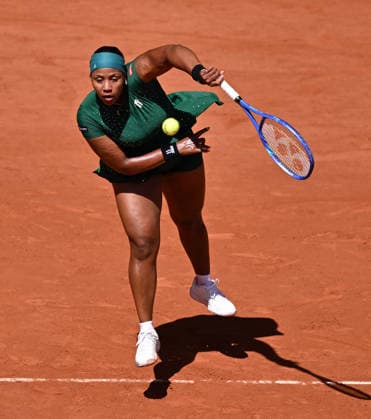 2026 French Open, Roland-Garros - Day 3 PARIS, FRANCE - MAY 26: Taylor Townsend of the United States in in action against compatriot Coco Gauff (not seen) during their Women s Singles first-round match on Day Three of the 2026 French Open at Roland Garros on May 26, 2026 in Paris, France. Mustafa Yalcin Anadolu Paris France. Editorial use only. Please get in touch for any other usage.  Copyright: x2026xAnadoluxMustafaxYalcinx