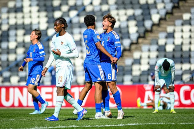 UEFA Under-17 European Championship, EM, Europameisterschaft Estonia 2026 Andrea Donato and Ludovico Varali celebrating the victory during the UEFA Under-17 European Championship Group-A match between Italy U-17 vs France U-17 national teams, Tallinn Estonia 26.05.2026 Tallinn A Le Coq Arena Estonia Copyright: xMaurixLevandix