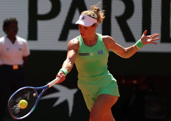May 26, 2026, Paris, Ile De France, France: LAURA SIEGEMUND of Germany during the match against N. Osaka of Japan in the first round of tennis tournament Roland Garros, Paris, France. Paris France - ZUMAc278 20260526_zsp_c278_050 Copyright: xMarcinxCholewinskix