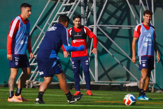 Futbol, Entrenamiento seleccion chilena. Entrenamiento de la seleccion chilena previo a los partidos amistosos contra Portugal y Republica Democratica del Congo. Complejo Deportivo Juan Pinto Duran Santiago, Chile. 26 05 2026 Dragomir Yankovic Photosport Football, Trainning session team Chile. Training of the Chilean team prior to the friendly matches against Portugal and the Democratic Republic of the Congo. Complejo Deportivo Juan Pinto Duran, Santiago, Chile. 26 05 2026 Dragomir Yankovic Photosport Entrenamiento seleccion chilena 26 05 2026 
