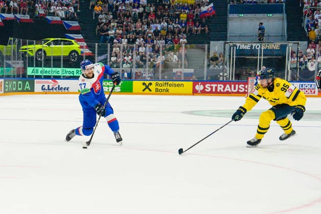 FRIBOURG, SWITZERLAND MAY 26 Martin Fasko rudas of Slovakia L in action during the 2026 IIHF Ice Hockey World Championship Switzerland game between Sweden and Slovakia at BCF Arena on May 26, 2026 in Fribourg, Fribourg Fribourg BCF Arena Fribourg Switzerland Copyright: xJustPictures.ch JarixPestelaccix jp-en-EuSpIm-JP6_JAR_Sweden_Slovakia_26May2026_00081