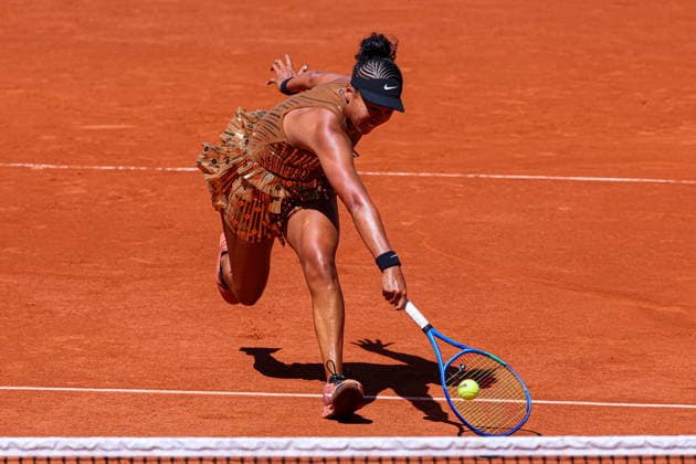 2026.05.26 Paryz Tenis French Open Roland Garros 2026 Laura Siegemund - Naomi Osaka N z Naomi Osaka Foto Pawel Andrachiewicz PressFocus 2026.05.26 Paris Tennis - French Open Roland Garros 2026 Laura Siegemund - Naomi Osaka Naomi Osaka Credit: Pawel Andrachiewicz PressFocus NEWSPIX.PL --- newspix.pl 