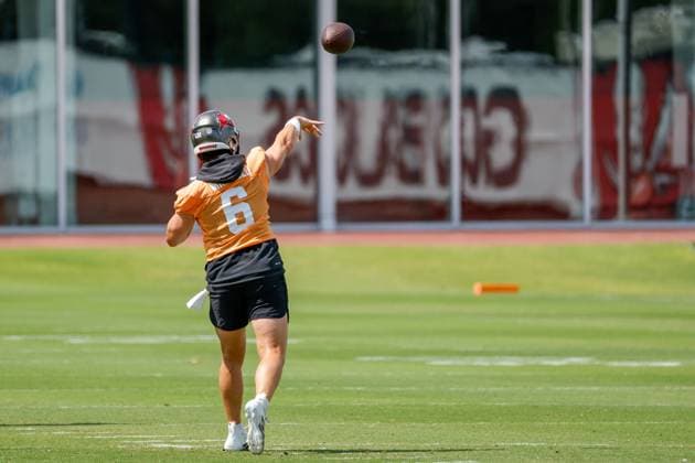 May 26, 2026, Tampa, Florida, USA: Tampa Bay Buccaneers quarterback Baker Mayfield (6) throws a pass to a receiver during OTA at the AdventHealth Training Center in Tampa on Tuesday, May 26, 2026. Florida News - May 26, 2026  - ZUMAs70_ 0857621248st Copyright: xJeffereexWoox