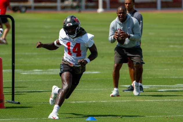 May 26, 2026, Tampa, Florida, USA: Tampa Bay Buccaneers wide receiver Chris Godwin Jr. (14) runs a route during OTA at the AdventHealth Training Center in Tampa on Tuesday, May 26, 2026. Florida News - May 26, 2026  - ZUMAs70_ 0857621322st Copyright: xJeffereexWoox