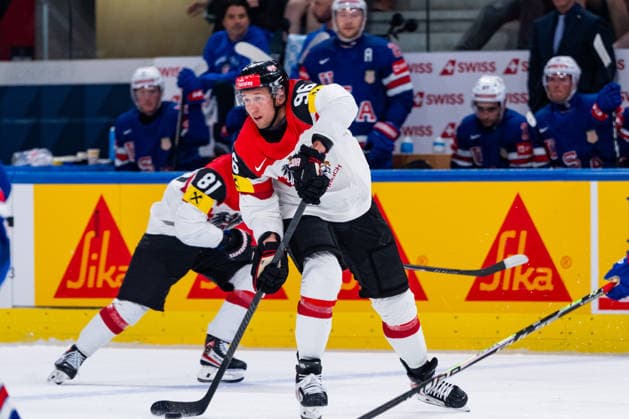 ZURICH, SWITZERLAND - MAY 26: Mario Huber (Austria, 96) during build-up play during the Preliminary Round - Group A Match 53 between United States and Austria at the IIHF Ice hockey, Eishockey World Championship, WM, Weltmeisterschaft 2026, Swiss Life Arena on May 26, 2026 in Zurich, Switzerland. Zurich Switzerland Copyright: xTimoxSteinx