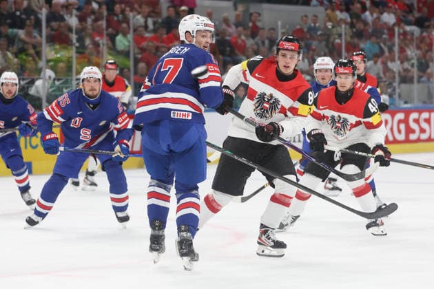 26 05 2026 Swiss Life Arena Zurich , SWITZERLAND, Mens Ice Hockey IIHF World Championship Zurich 2026 Group A USA AUT Will Borgen li,USA vs Leon Kolarik AUT