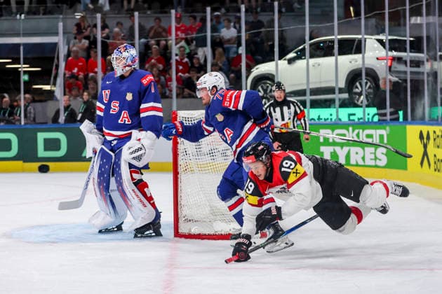 Ice hockey, Eishockey - IIHF WC 2026 ZURICH,SWITZERLAND,26.MAY.26 - ICE HOCKEY - IIHF Ice Hockey World Championship, WM, Weltmeisterschaft 2026, group stage, USA vs Austria. Image shows Connor Clifton (USA) and Vinzenz Rohrer (AUT).  GEPAxpictures xMaticxKlansek