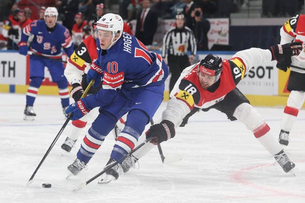 26 05 2026 Swiss Life Arena Zurich , SWITZERLAND, Mens Ice Hockey IIHF World Championship Zurich 2026 Group A USA AUT James Hagens li,USA vs Paul Stapelfeldt AUT