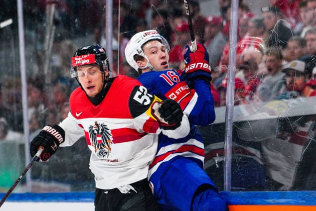 Ice hockey, Eishockey - IIHF WC 2026 ZURICH,SWITZERLAND,26.MAY.26 - ICE HOCKEY - IIHF Ice Hockey World Championship, WM, Weltmeisterschaft 2026, group stage, USA vs Austria. Image shows Paul Huber (AUT) and Mason Lohrei (USA).  GEPAxpictures xMaticxKlansek
