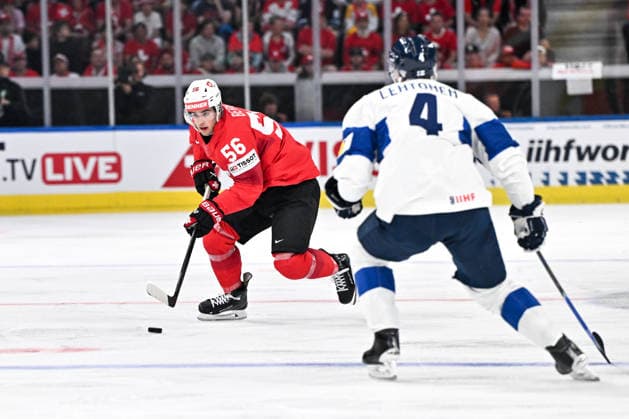 ZURICH, SWITZERLAND MAY 26 Tim Berni of Switzerland in action during the 2026 IIHF Ice Hockey World Championship Switzerland game between Switzerland and Finland at Swiss Life Arena on May 26, 2026 in Zurich, Zurich Zurich Swiss Life Arena Zurich Switzerland Copyright: xJustPictures.ch AndreaxBrancax jp-en-EuSpIm-JP7_ANB_SuiFin_26052026_7527
