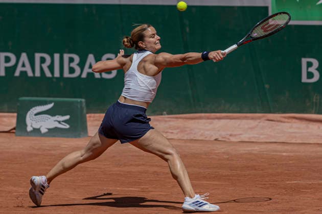 2026 French Open - Day Three Maria Sakkari returns the ball against Linda Noskova during the Roland Garros Grand Slam Tournament on Day 03 in Paris, France, on May 26, 2026. Paris France  Copyright: xRobertxSzaniszlox originalFilename:szaniszlo-notitle260526_npWpH.jpg