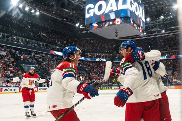 FRIBOURG, FRIBOURG - MAY 26: Czech Republic players celebrate during the 2026 IIHF World Championship, WM, Weltmeisterschaft match between Czech Republic and Canada at BCF Arena on May 26, 2026 in Fribourg, Fribourg, Switzerland.  Copyright: xLivioxBaeriswylx xSPPx Sportspressphoto_SPR154965