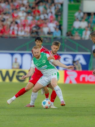 Fürth, Germany 26 May 2026 Relegation 2 BL 2025 2026 Second leg SpVgg Greuther Fürth vs Rot Weiss Essen In the picture DFL regulations prohibit any use of photographs as image sequences and or quasi video Sportpark Ronhof Bayern Copyright: xFotostandx xSchäferx