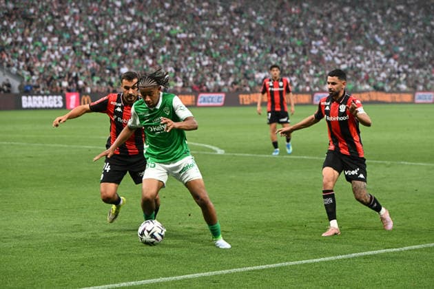 Footbal : AS Saint Etienne v OGC Nice - Barrage ligue 1 - ligue 2 GADEGBEKU Julien of Saint Etienne during the Ligue 2 BKT match between AS Saint-Etienne and OGC Nice Ligue 1-Ligue 2 playoff first leg at Stade Geoffroy-Guichard Saint Etienne on May 26, 2026 in Saint-Etienne, France. SAINT ETIENNEFrance  Copyright: xMouradxAllilix