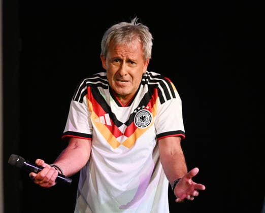 26 05 2026 ,xophax, Köln , Cologne,Soccer , Soccer player Pierre Littbarski Litti makes theater, Volksbühne am Rudolfplatz Pierre Littbarski with Germany jersey on stage Cologne