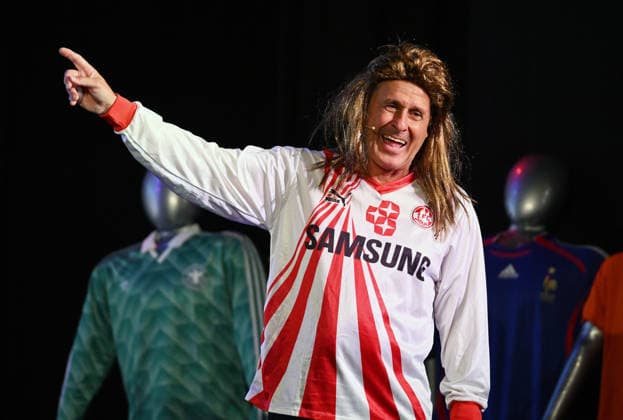 26 05 2026 ,xophax, Köln , Cologne,Soccer , Soccer player Pierre Littbarski Litti makes theater, Volksbühne am Rudolfplatz Pierre Littbarski with FC jersey on stage Koeln