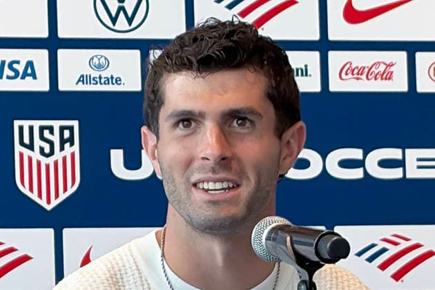 Christian Pulisic of the United States speaks during a press conference, PK, Pressekonferenz in New York, USA, 26 May 2026. AC Milan forward Pulisic and Juventus midfielder Weston McKennie lead the roster for the U.S. team, coached by Mauricio Pochettino, which will compete in the 2026 World Cup as a co-host alongside Mexico and Canada from June 11 to July 19. Pulisic and McKennie top Pochettino s roster for co-hosts the United States !ACHTUNG: NUR REDAKTIONELLE NUTZUNG!  Copyright: xJanxTéllezx USA1136 20260526-55020411021_1