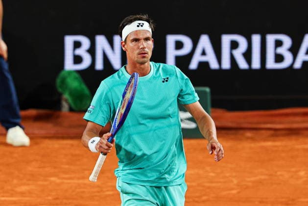 2026.05.26 Paryz Tenis French Open Roland Garros 2026 Felix Auger-Aliassime - Daniel Altmaier N z Daniel Altmaier Foto Pawel Andrachiewicz PressFocus 2026.05.26 Paris Tennis - French Open Roland Garros 2026 Felix Auger-Aliassime - Daniel Altmaier Daniel Altmaier Credit: Pawel Andrachiewicz PressFocus NEWSPIX.PL --- newspix.pl 